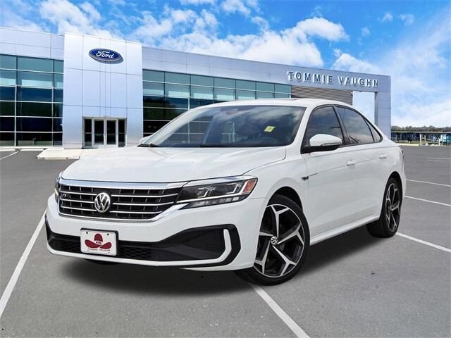2022 VOLKSWAGEN Passat