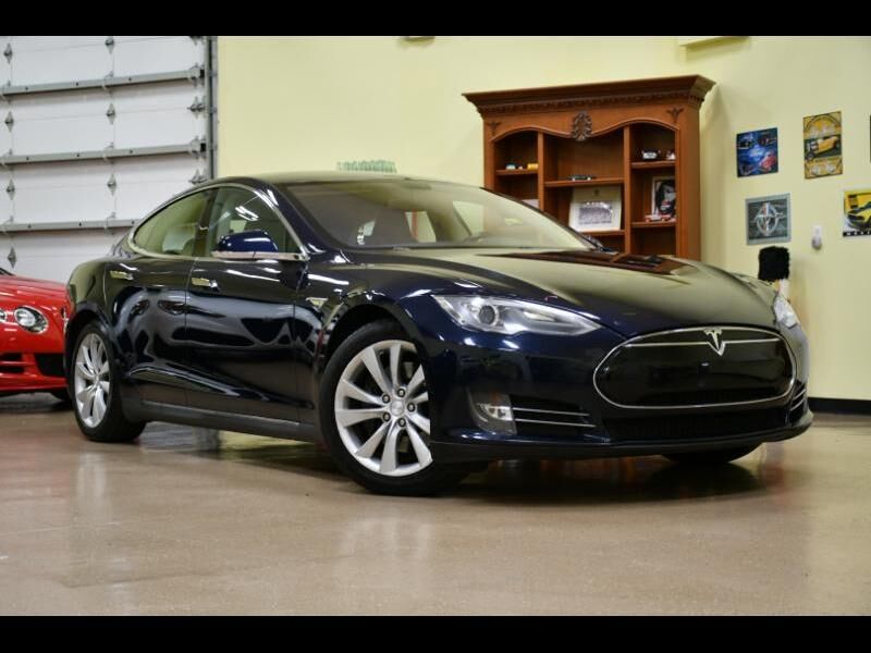 2014 TESLA Model S