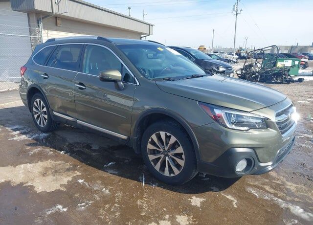 2018 SUBARU Outback