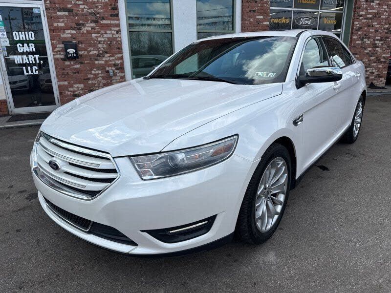 2013 FORD Taurus