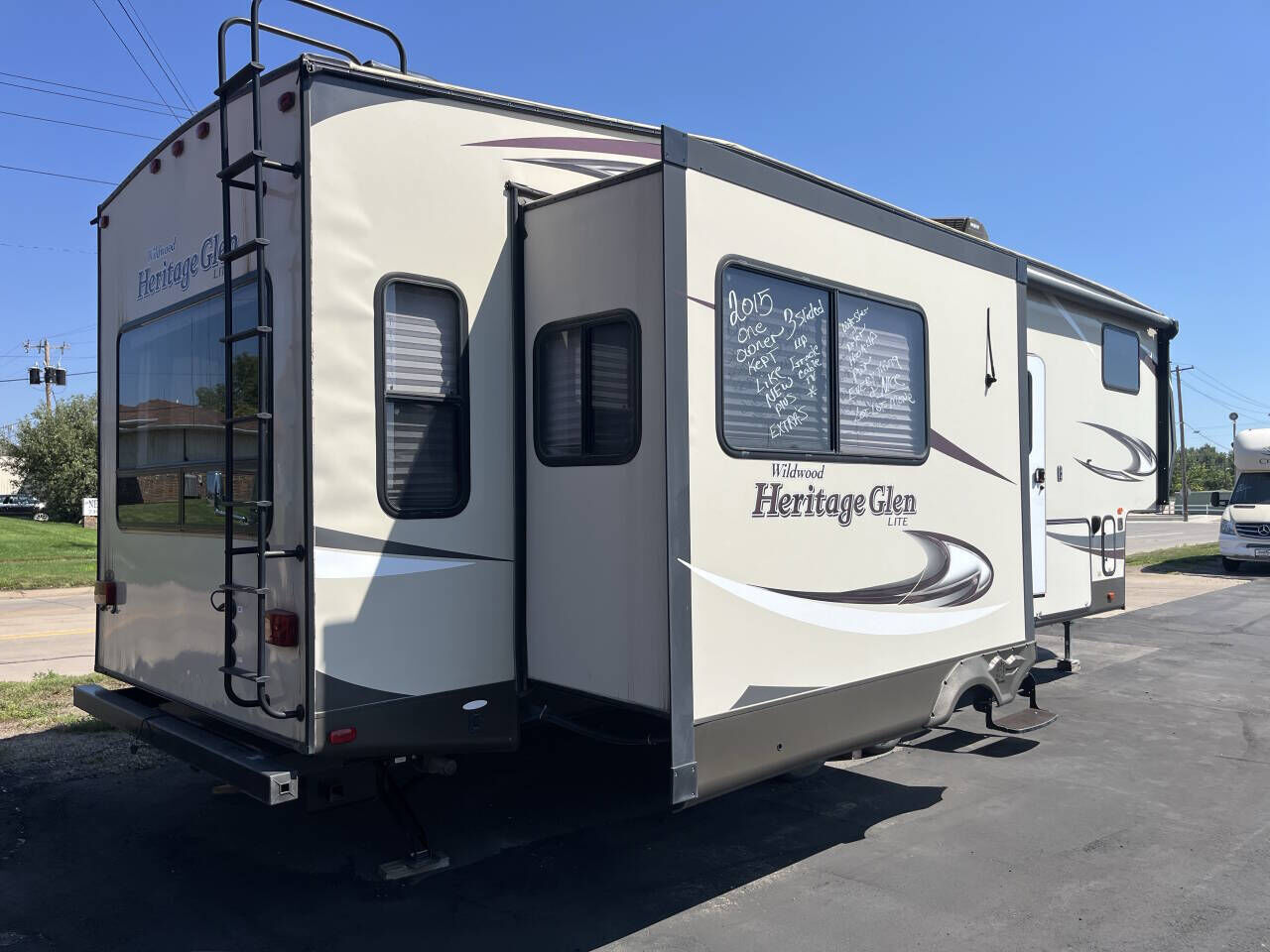 2013 DUTCHMEN MANUFACTURING Dutchmen Manufacturing