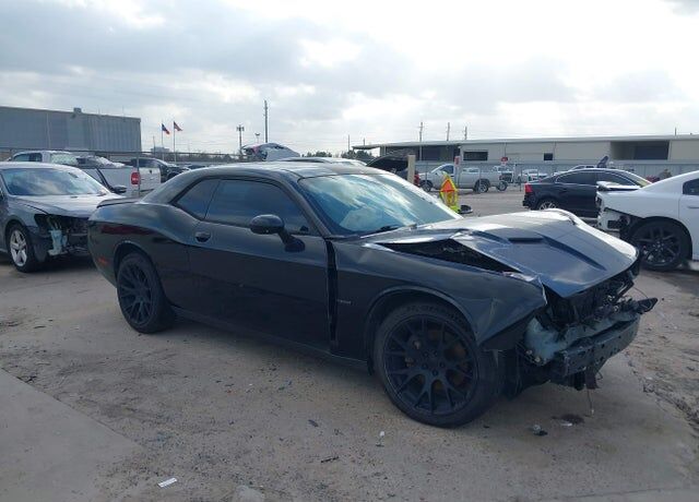 2017 DODGE Challenger