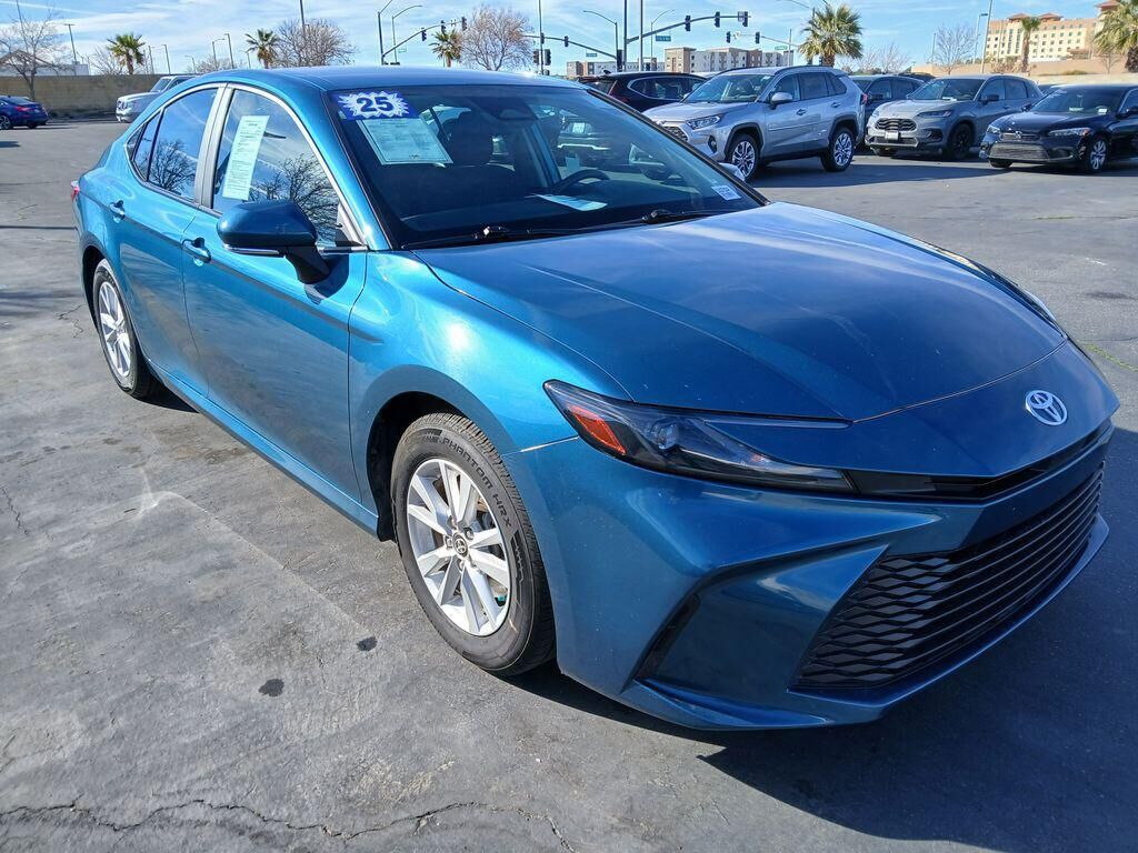 2025 TOYOTA Camry