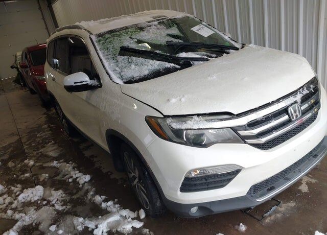2016 HONDA Pilot