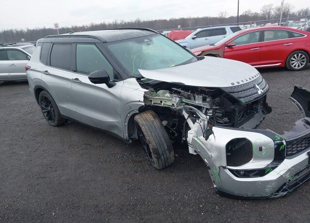 2024 MITSUBISHI Outlander