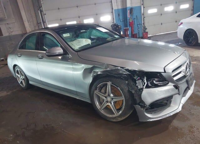 2016 MERCEDES-BENZ C-Class