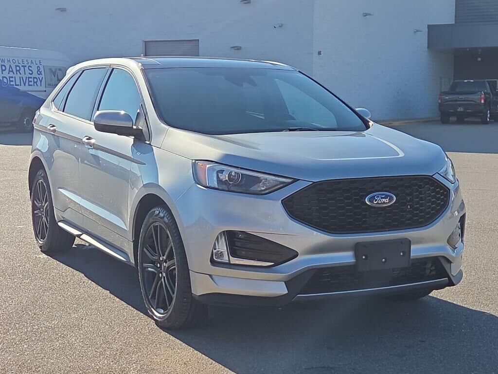 2021 FORD Edge
