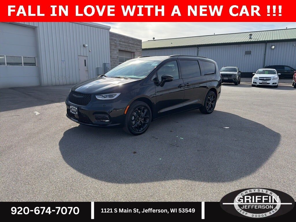 2026 CHRYSLER Pacifica