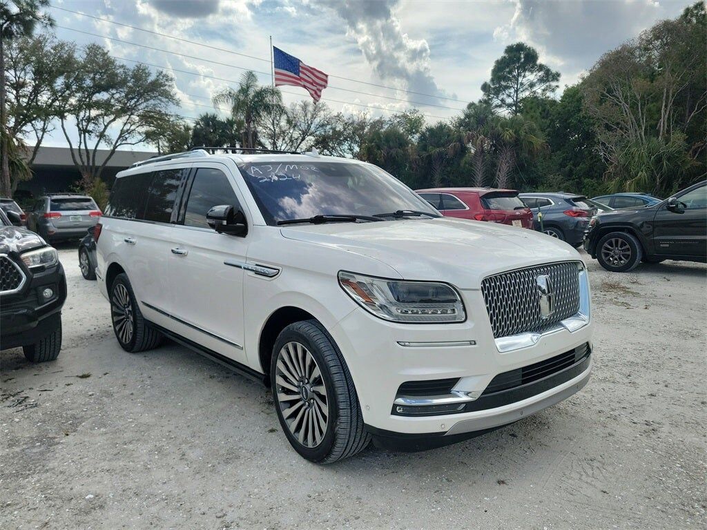 2019 LINCOLN Navigator