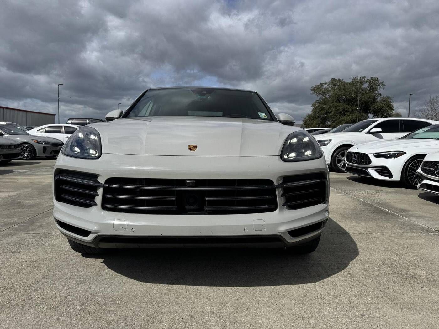 2022 PORSCHE Cayenne