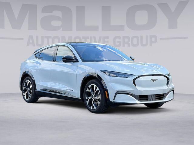 2021 FORD Mach-E