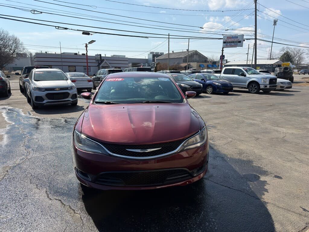 2016 CHRYSLER 200