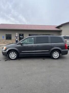 2015 CHRYSLER Town and Country