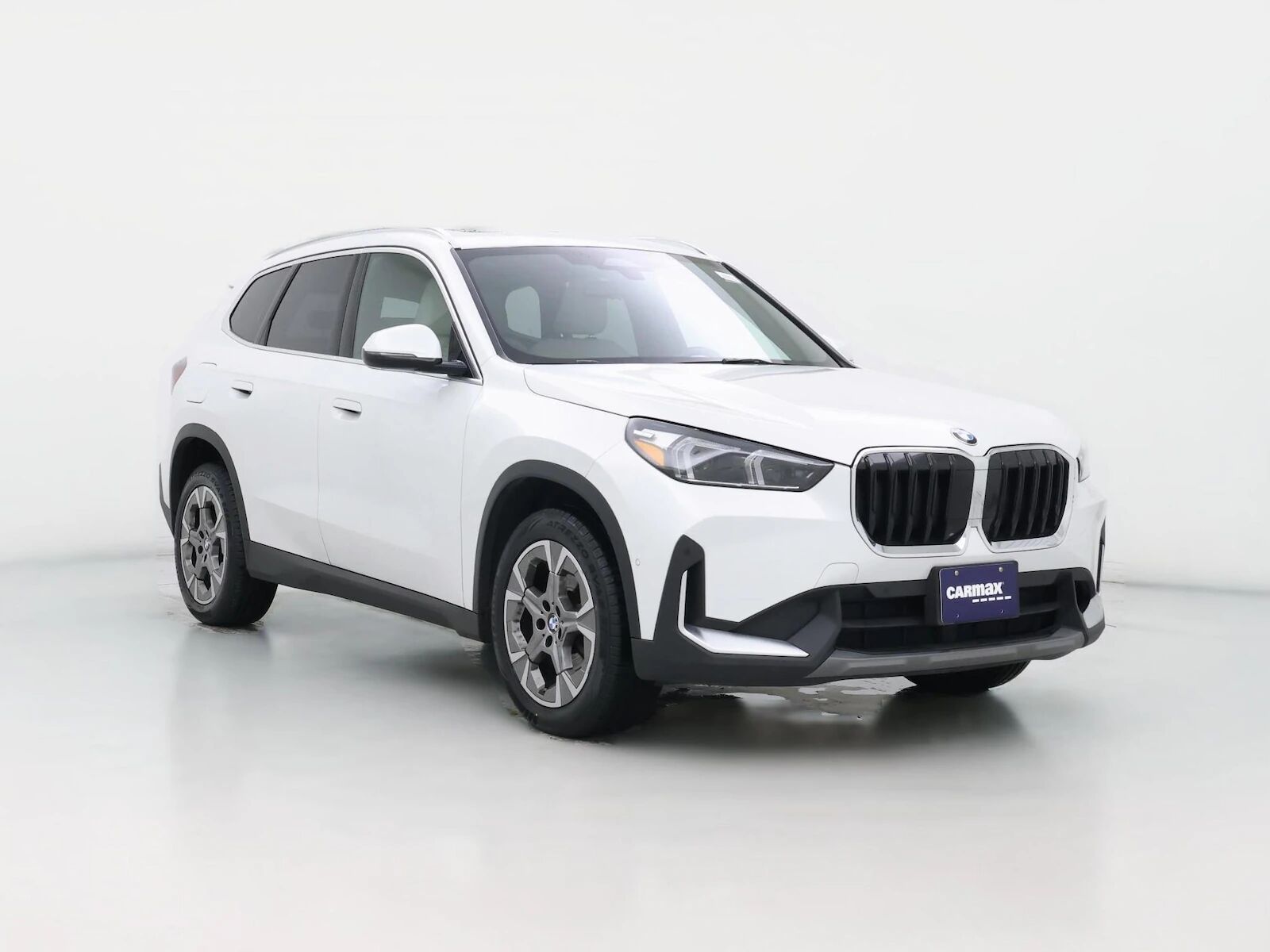 2023 BMW X1