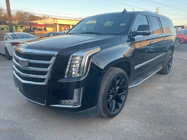 2019 CADILLAC Escalade ESV
