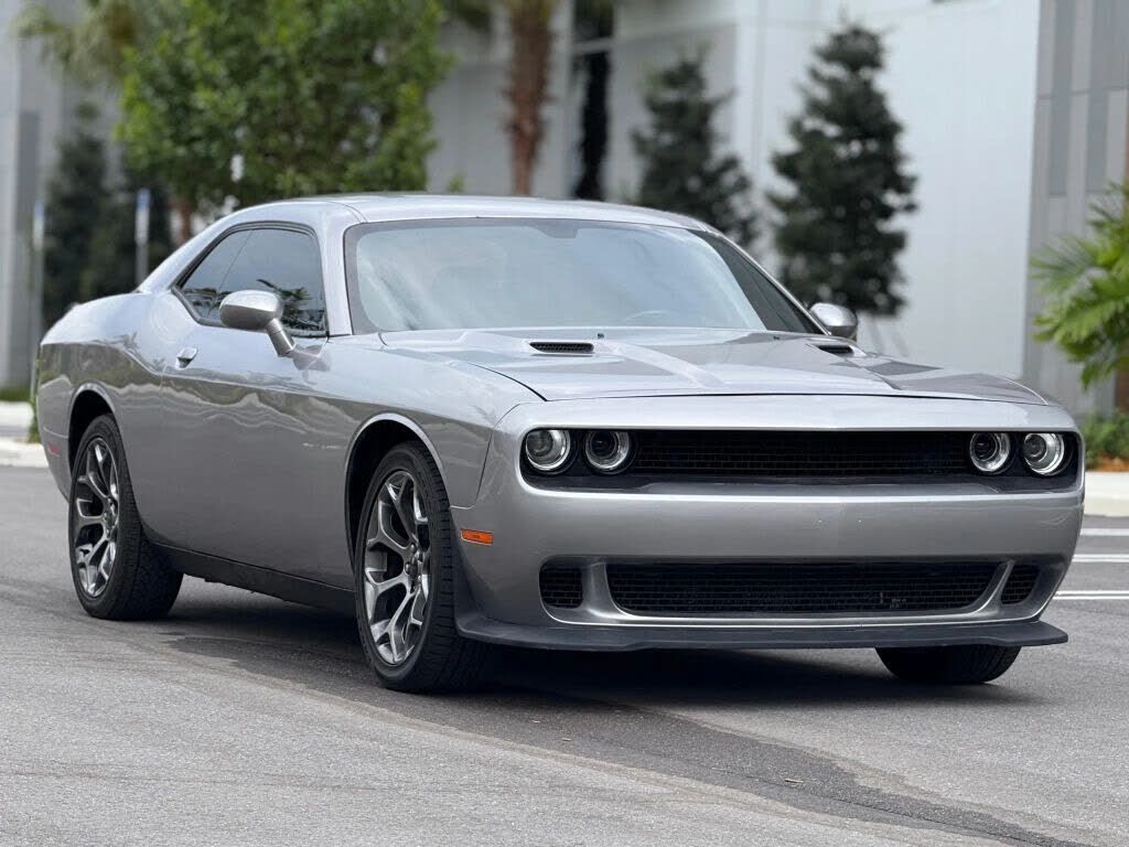 2017 DODGE Challenger