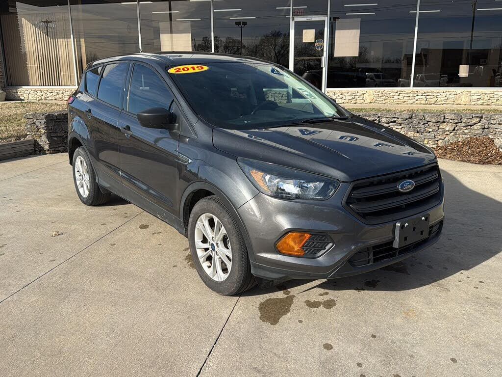 2019 FORD Escape