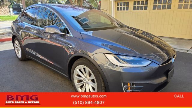 2018 TESLA Model X