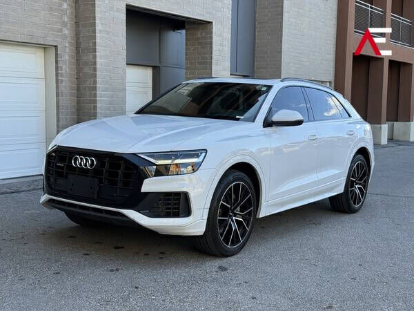 2020 AUDI Q8