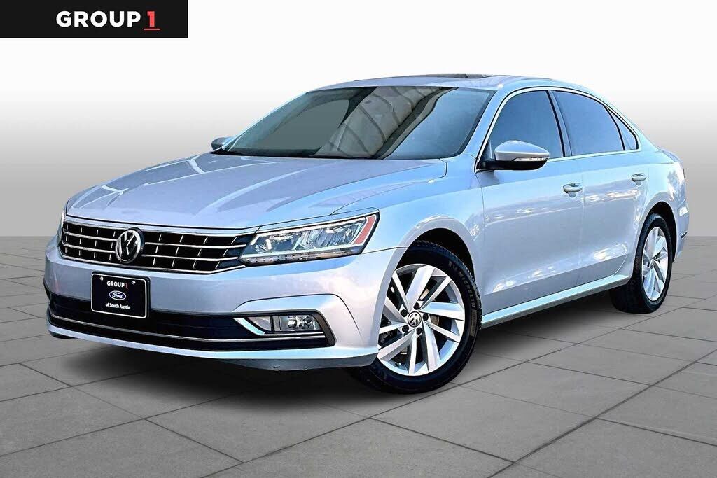 2018 VOLKSWAGEN Passat