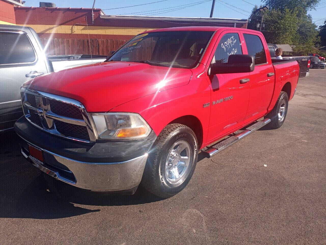 2011 DODGE Ram