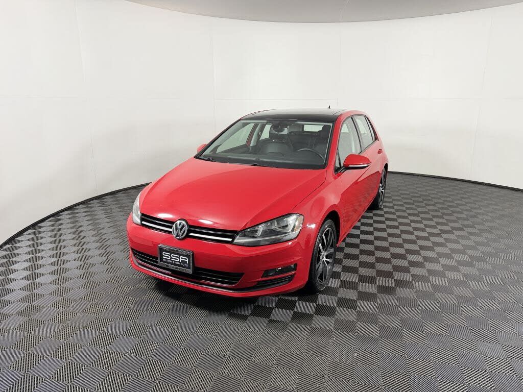 2015 VOLKSWAGEN Golf