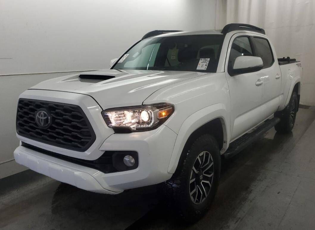 2021 TOYOTA Tacoma