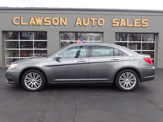 2012 CHRYSLER 200