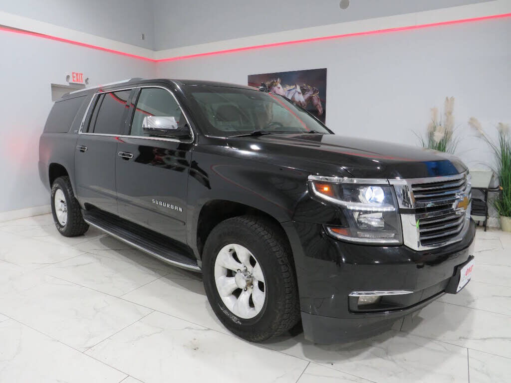 2016 CHEVROLET Suburban