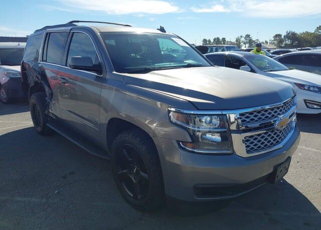 2017 CHEVROLET Tahoe