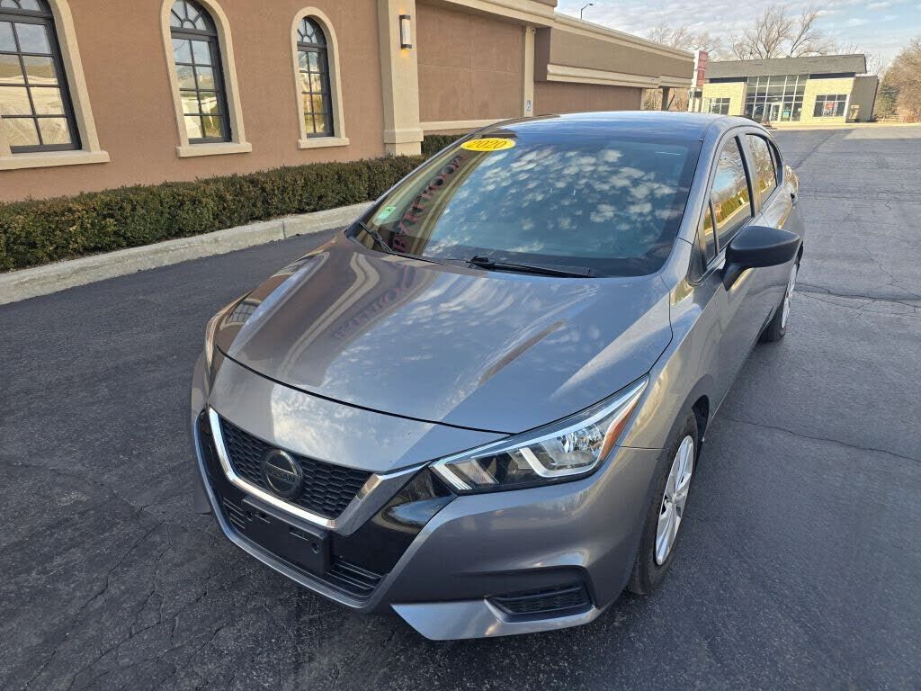 2020 NISSAN Versa