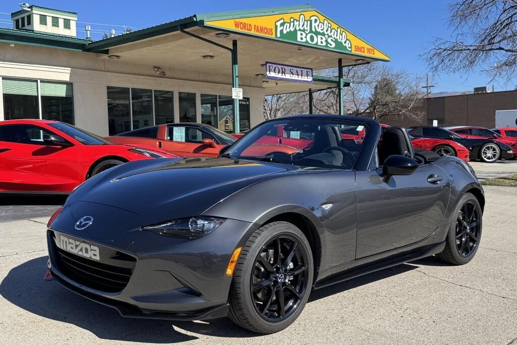 2022 MAZDA MX-5