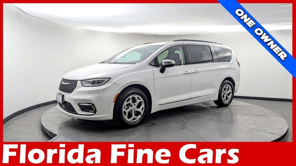 2023 CHRYSLER Pacifica