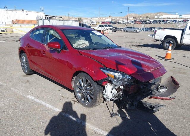 2018 MAZDA Mazda3