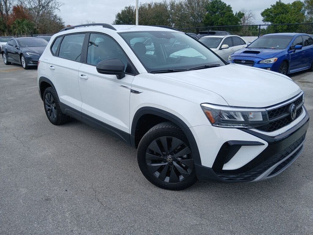 2024 VOLKSWAGEN Taos