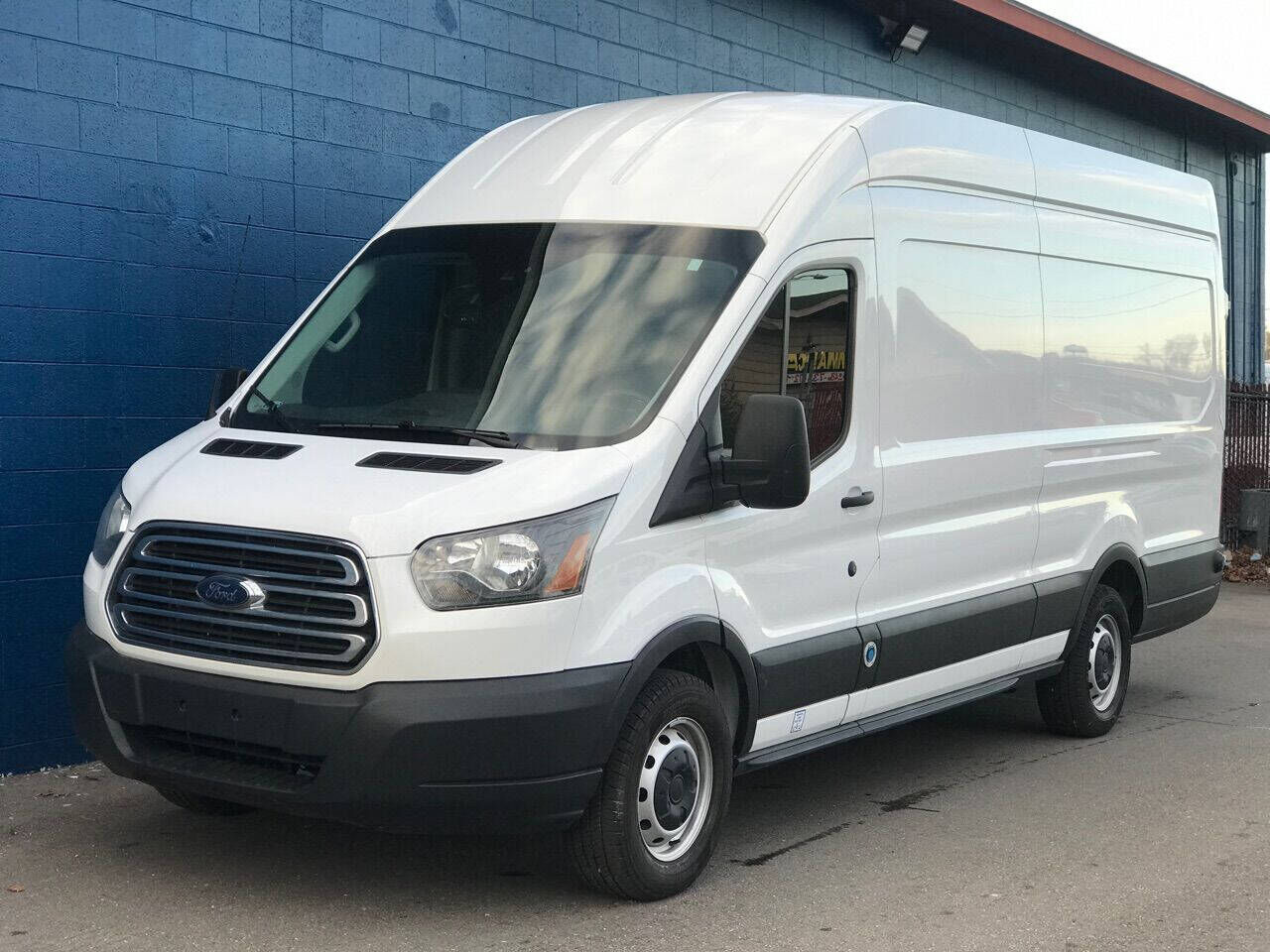 2019 FORD Transit