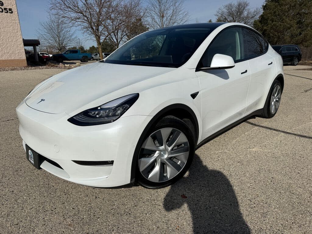 2021 TESLA Model Y