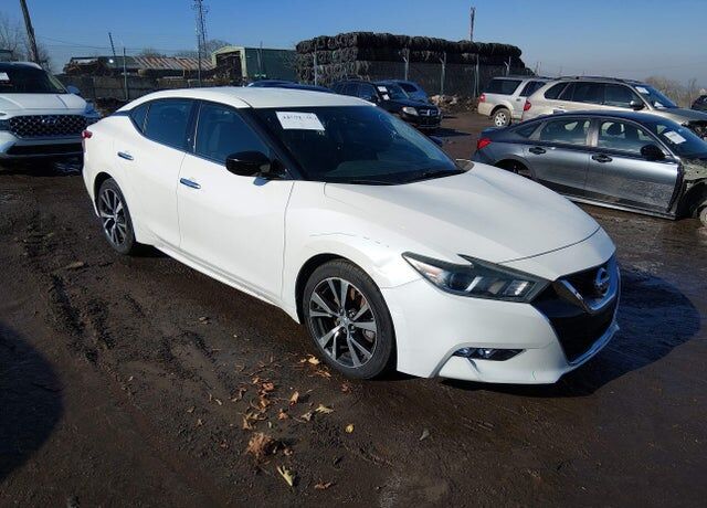 2017 NISSAN Maxima
