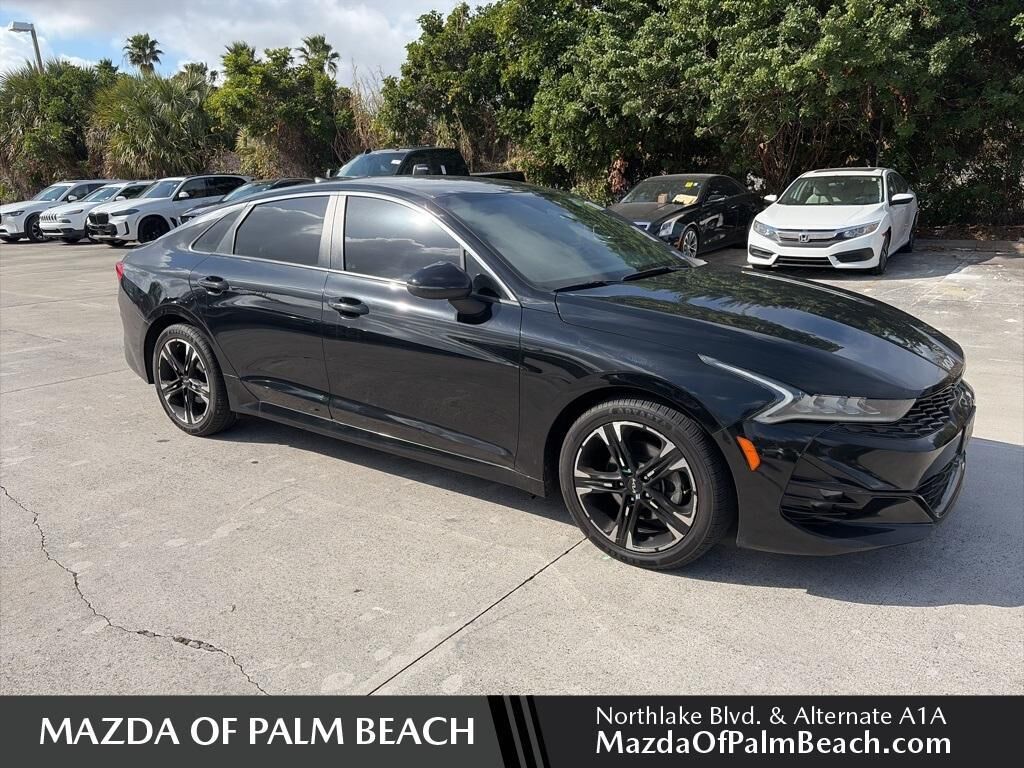 2022 KIA K5