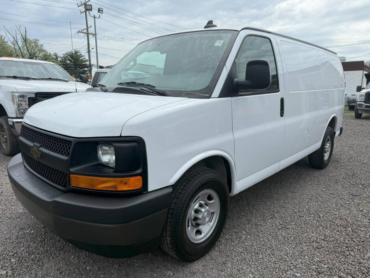 2017 CHEVROLET Express