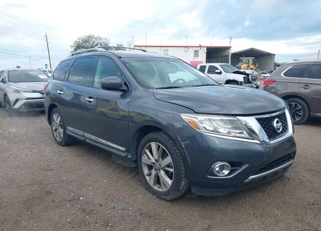 2014 NISSAN Pathfinder
