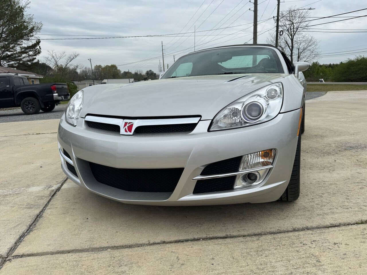 2009 SATURN Sky