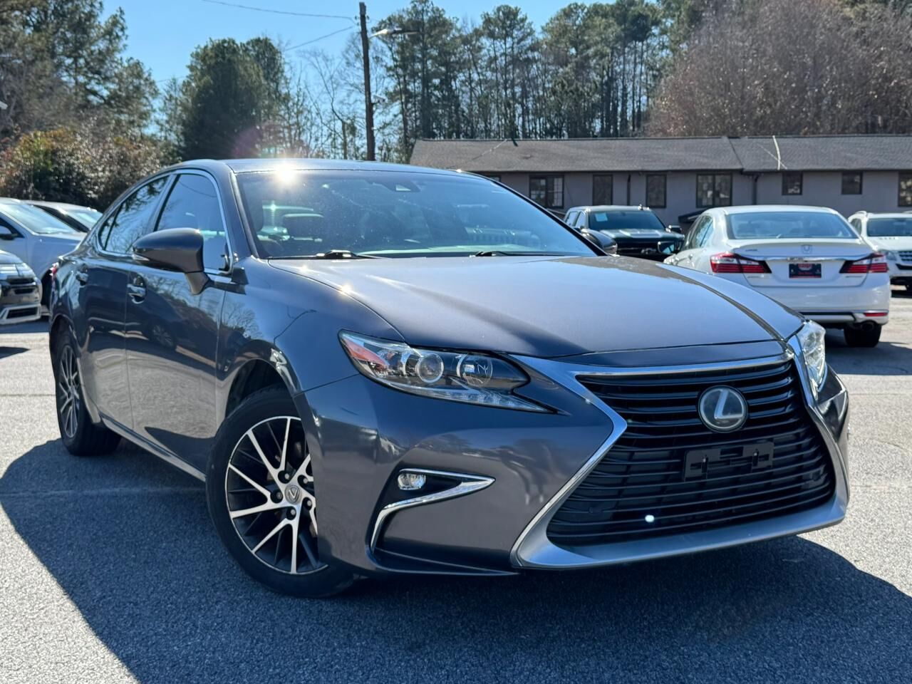 2017 LEXUS ES