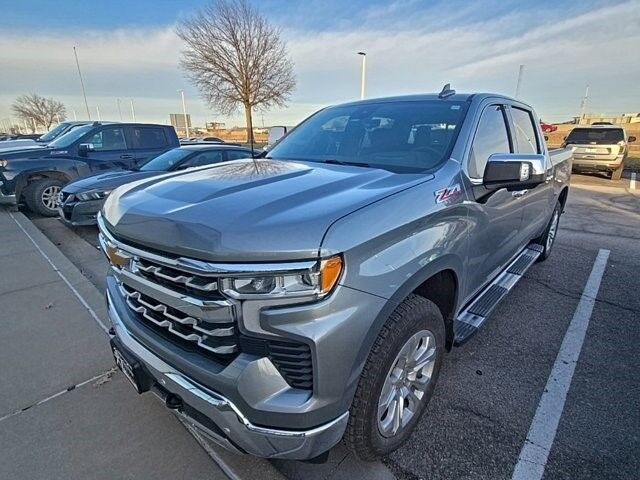 2025 CHEVROLET Silverado