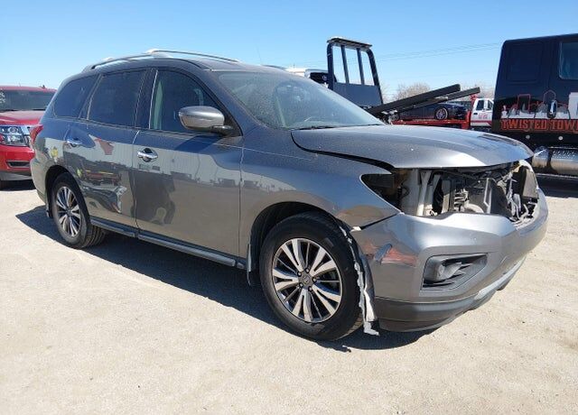 2020 NISSAN Pathfinder
