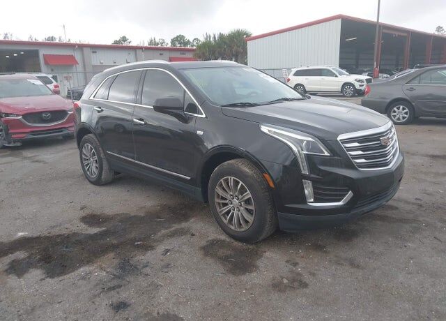 2017 CADILLAC XT5