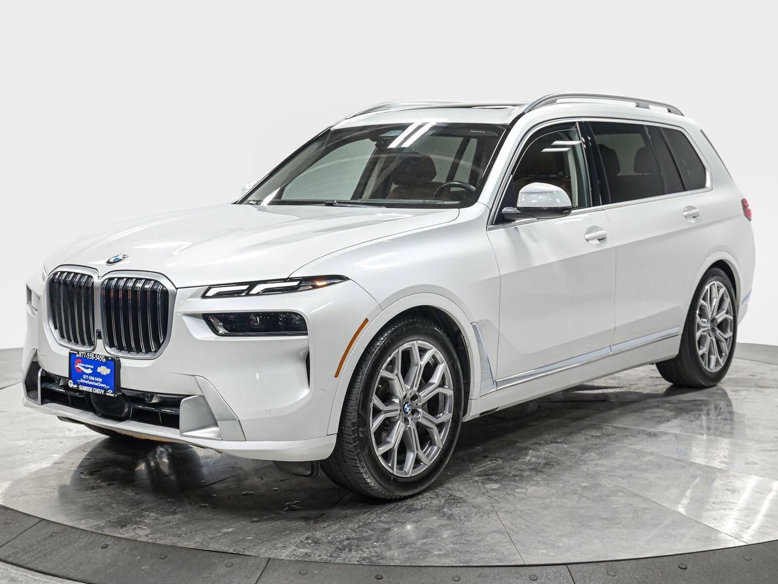 2023 BMW X7