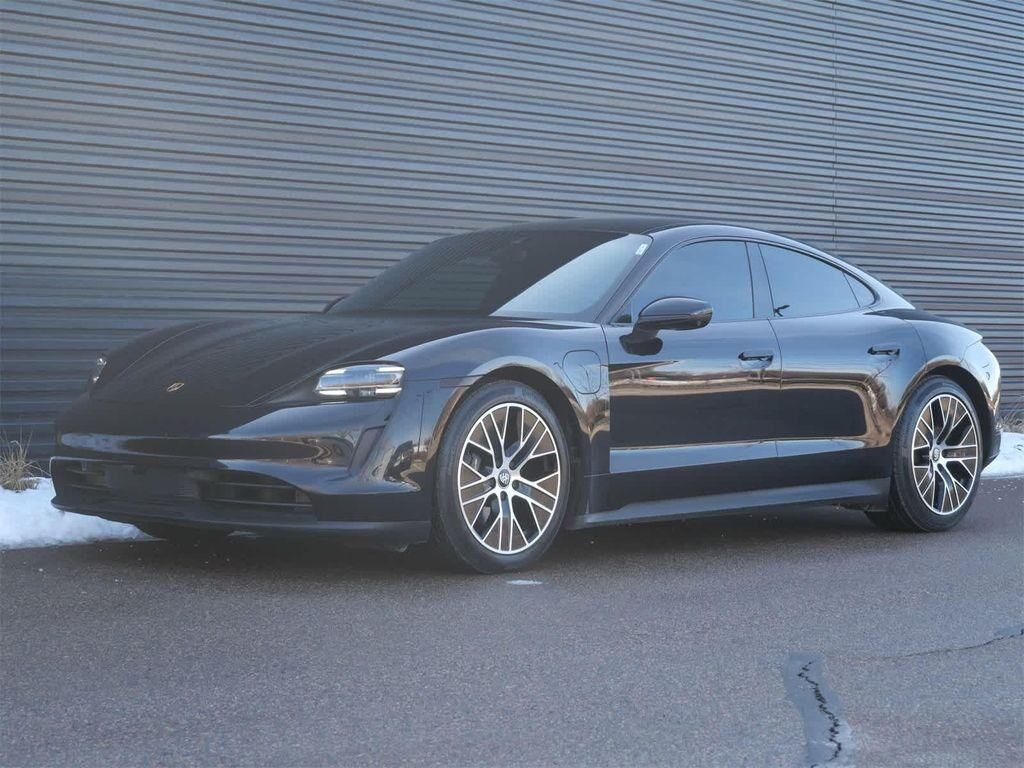 2021 PORSCHE Taycan