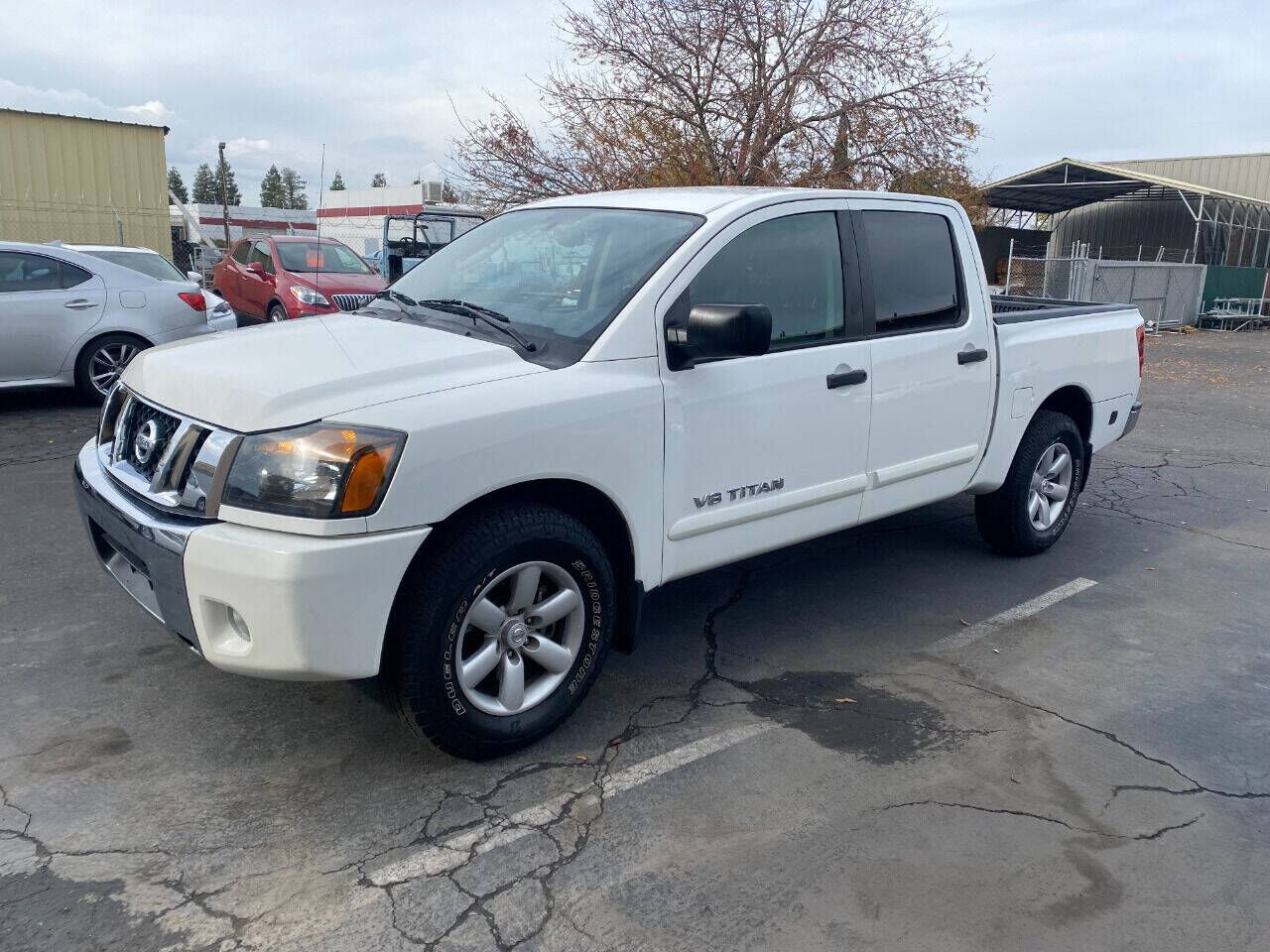 2011 NISSAN Titan