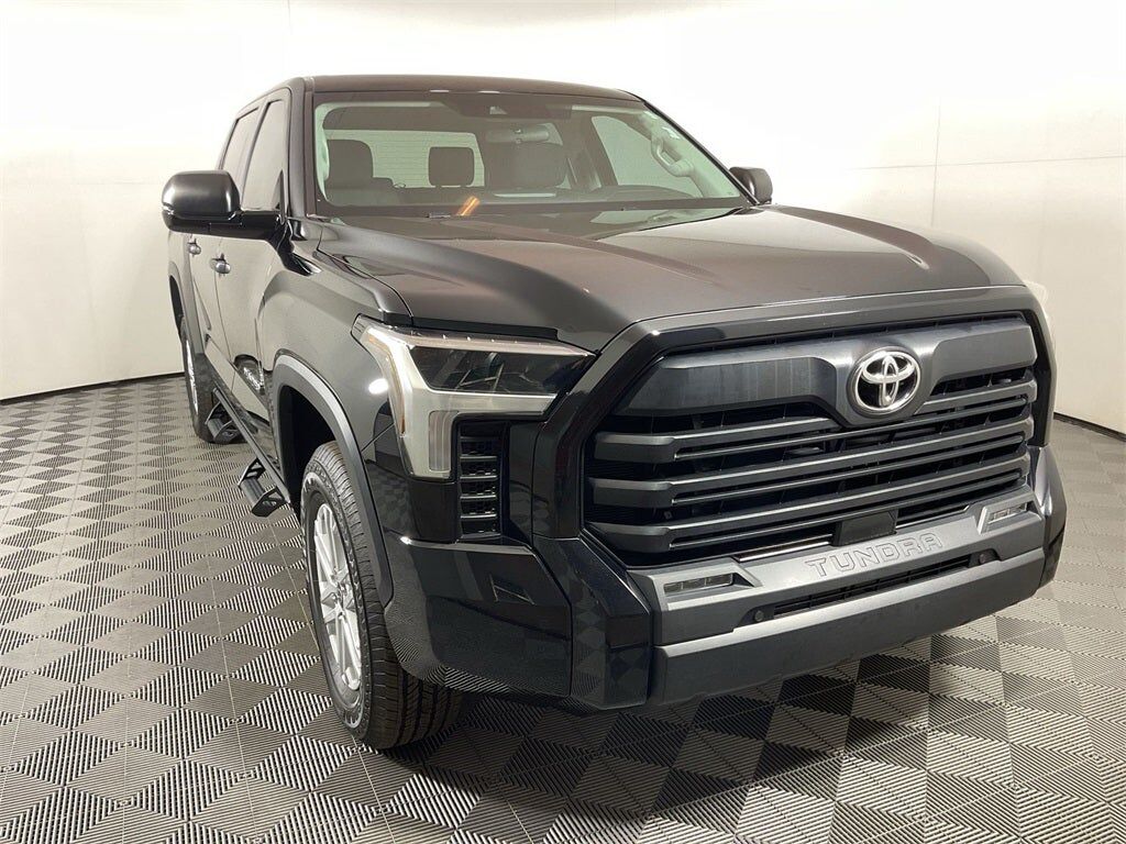 2023 TOYOTA Tundra